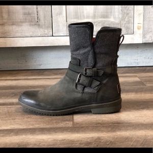 Ugg Simmens Boots